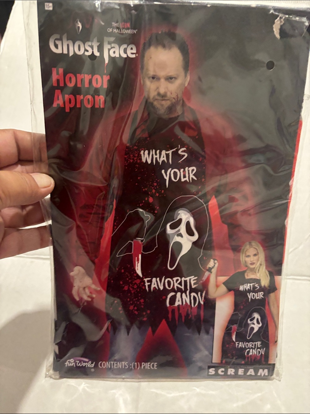 "Scream What's Your Favorite Candy" Horror Apron - Black/Red